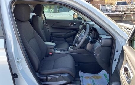 Honda Vezel, 2023 год, 1 980 000 рублей, 10 фотография