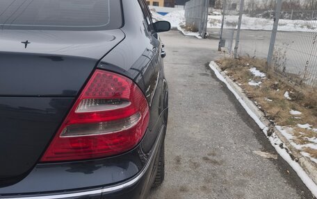 Mercedes-Benz E-Класс, 2002 год, 920 000 рублей, 6 фотография