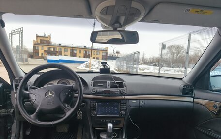 Mercedes-Benz E-Класс, 2002 год, 920 000 рублей, 13 фотография