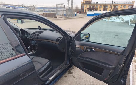 Mercedes-Benz E-Класс, 2002 год, 920 000 рублей, 11 фотография