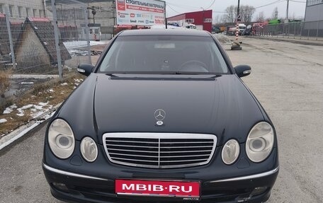 Mercedes-Benz E-Класс, 2002 год, 920 000 рублей, 1 фотография