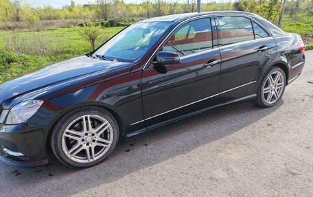 Mercedes-Benz E-Класс, 2013 год, 2 100 000 рублей, 5 фотография