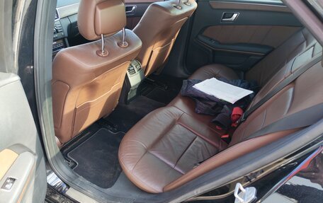 Mercedes-Benz E-Класс, 2013 год, 2 100 000 рублей, 7 фотография