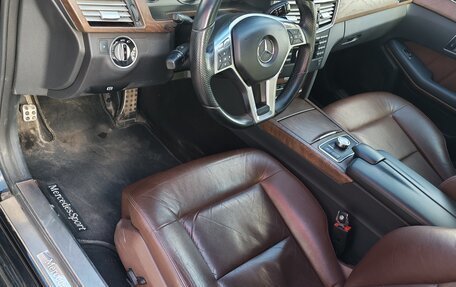 Mercedes-Benz E-Класс, 2013 год, 2 100 000 рублей, 10 фотография