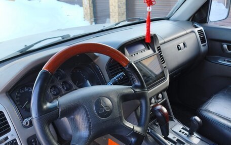 Mitsubishi Pajero III рестайлинг, 2004 год, 1 000 000 рублей, 7 фотография