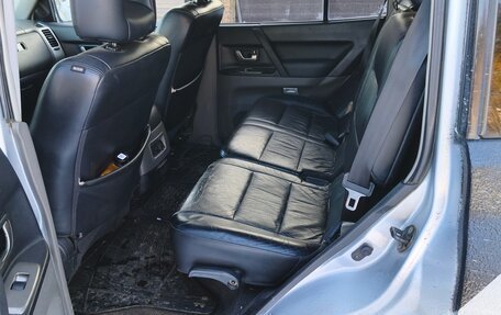 Mitsubishi Pajero III рестайлинг, 2004 год, 1 000 000 рублей, 5 фотография