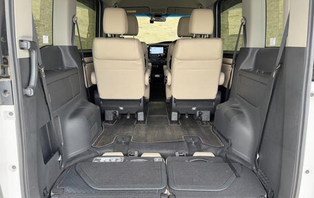 Honda Stepwgn IV, 2019 год, 1 900 000 рублей, 20 фотография