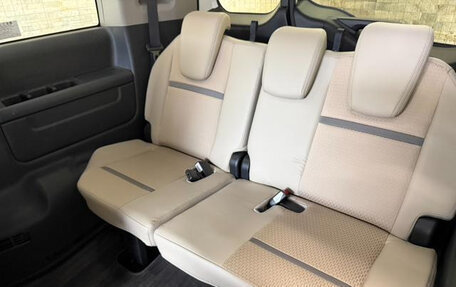 Honda Stepwgn IV, 2019 год, 1 900 000 рублей, 17 фотография