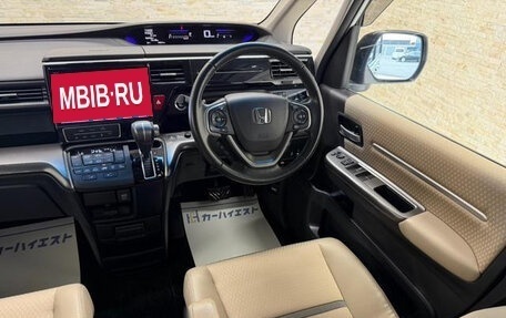 Honda Stepwgn IV, 2019 год, 1 900 000 рублей, 9 фотография