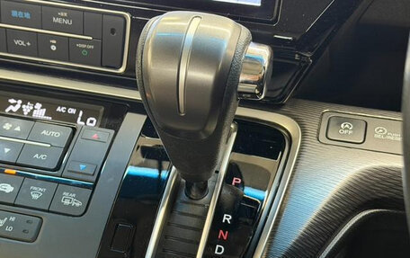 Honda Stepwgn IV, 2019 год, 1 900 000 рублей, 25 фотография