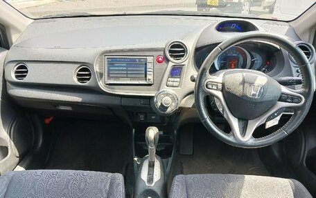 Honda Insight II рестайлинг, 2010 год, 720 000 рублей, 9 фотография