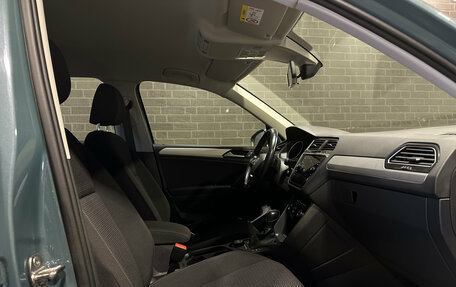 Volkswagen Tiguan II, 2019 год, 2 900 000 рублей, 10 фотография