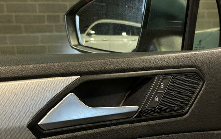 Volkswagen Tiguan II, 2019 год, 2 900 000 рублей, 15 фотография