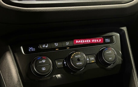 Volkswagen Tiguan II, 2019 год, 2 900 000 рублей, 13 фотография