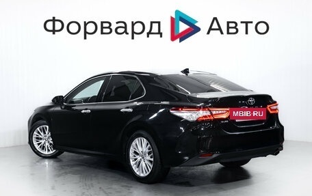 Toyota Camry, 2020 год, 2 949 000 рублей, 6 фотография