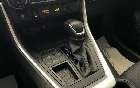 Toyota RAV4, 2020 год, 3 366 000 рублей, 13 фотография