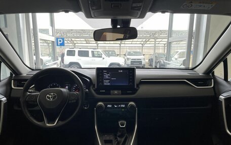 Toyota RAV4, 2020 год, 3 366 000 рублей, 10 фотография