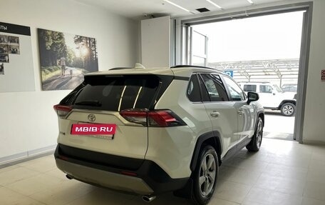 Toyota RAV4, 2020 год, 3 366 000 рублей, 4 фотография