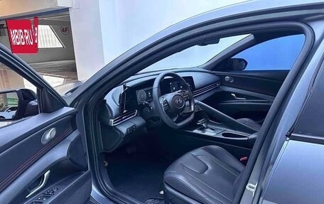 Hyundai Elantra, 2022 год, 1 220 000 рублей, 14 фотография