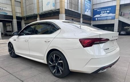 Skoda Octavia IV, 2023 год, 1 730 333 рублей, 6 фотография