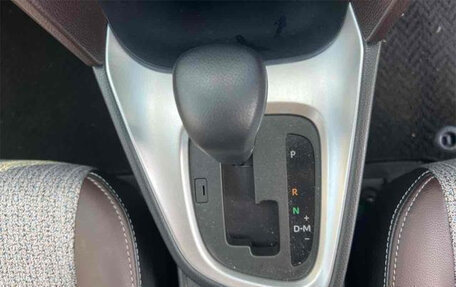 Toyota Yaris Cross, 2020 год, 1 700 000 рублей, 33 фотография