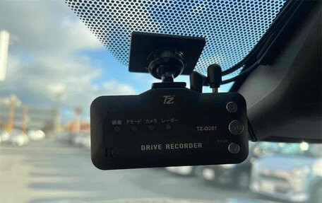 Toyota Yaris Cross, 2020 год, 1 700 000 рублей, 31 фотография