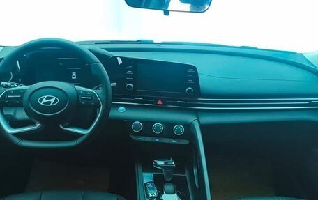 Hyundai Elantra, 2022 год, 1 760 000 рублей, 10 фотография