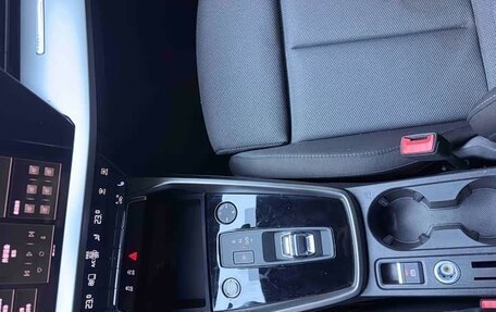 Audi A3, 2022 год, 2 160 000 рублей, 17 фотография