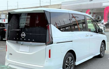 Nissan Serena, 2023 год, 1 950 000 рублей, 5 фотография