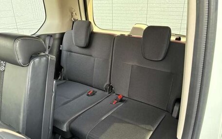 Nissan Serena, 2023 год, 1 950 000 рублей, 13 фотография