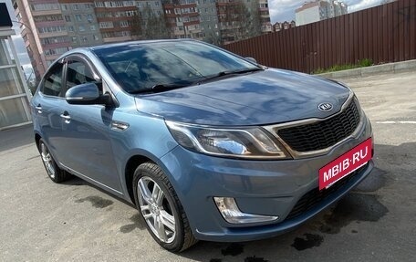 KIA Rio III рестайлинг, 2011 год, 830 000 рублей, 2 фотография