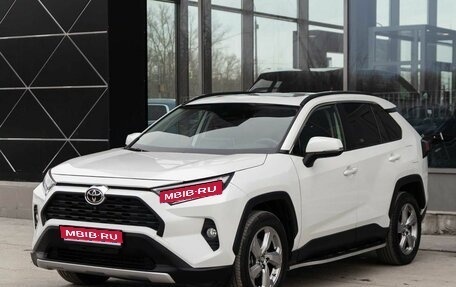 Toyota RAV4, 2020 год, 3 255 000 рублей, 1 фотография