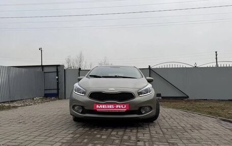 KIA cee'd III, 2013 год, 1 245 000 рублей, 2 фотография