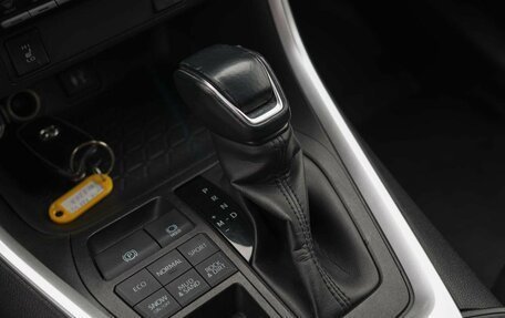 Toyota RAV4, 2020 год, 3 255 000 рублей, 16 фотография