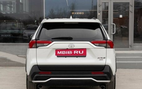 Toyota RAV4, 2020 год, 3 255 000 рублей, 6 фотография