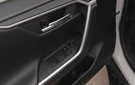 Toyota RAV4, 2020 год, 3 255 000 рублей, 18 фотография