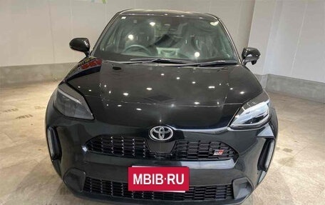 Toyota Yaris Cross, 2023 год, 1 550 000 рублей, 2 фотография