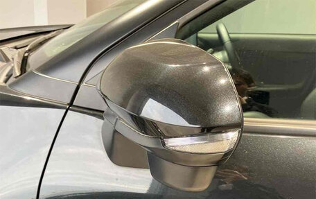 Toyota Yaris Cross, 2023 год, 1 550 000 рублей, 15 фотография