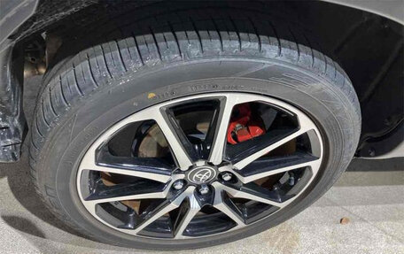 Toyota Yaris Cross, 2023 год, 1 550 000 рублей, 19 фотография