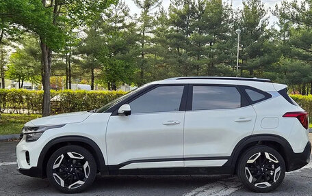 KIA Seltos I, 2023 год, 1 635 777 рублей, 7 фотография