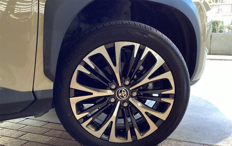 Toyota Yaris Cross, 2021 год, 1 700 000 рублей, 11 фотография