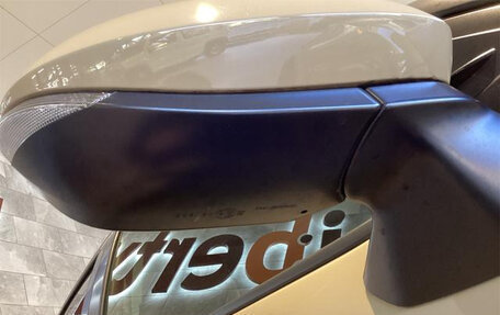 Toyota Yaris Cross, 2021 год, 1 700 000 рублей, 25 фотография