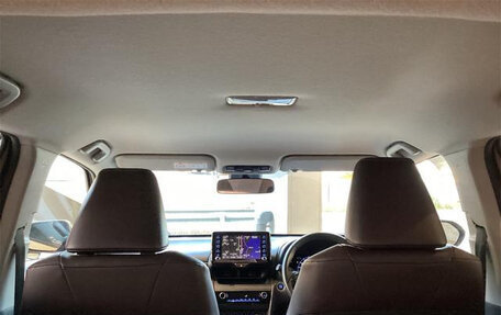 Toyota Yaris Cross, 2021 год, 1 700 000 рублей, 18 фотография