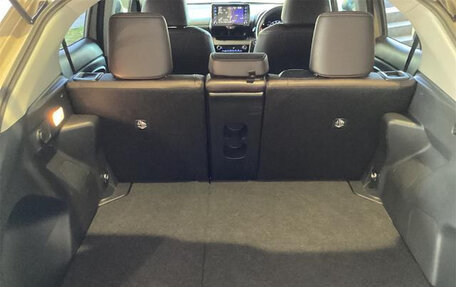 Toyota Yaris Cross, 2021 год, 1 700 000 рублей, 22 фотография