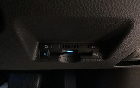 Toyota Yaris Cross, 2021 год, 1 700 000 рублей, 30 фотография