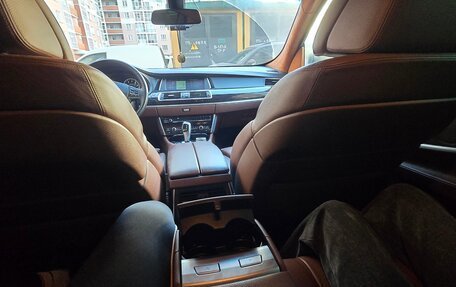 BMW 5 серия, 2013 год, 1 100 000 рублей, 18 фотография