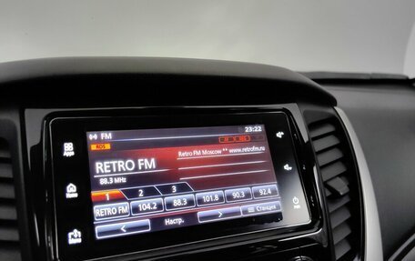 Mitsubishi Pajero Sport III рестайлинг, 2017 год, 2 570 000 рублей, 14 фотография