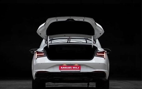 Hyundai Elantra, 2022 год, 1 220 000 рублей, 6 фотография