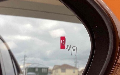 Toyota Yaris Cross, 2024 год, 2 100 000 рублей, 10 фотография