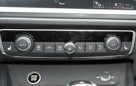 Audi Q3, 2022 год, 2 350 000 рублей, 13 фотография